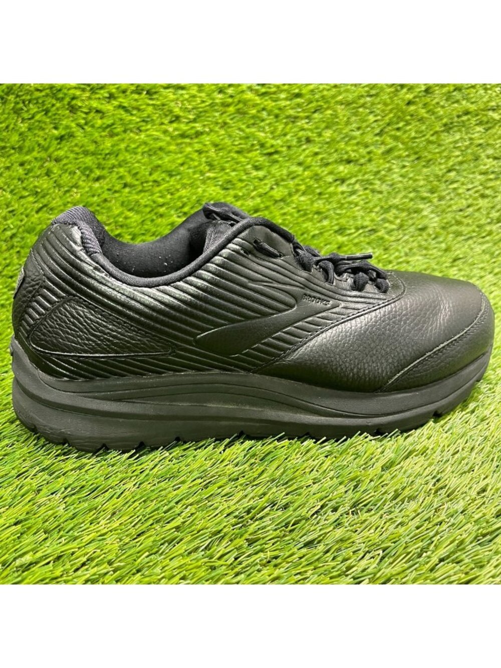 Brooks Addiction Walker 2 Womens Size 9.5D Black Athletic Leather Shoes Sneakers